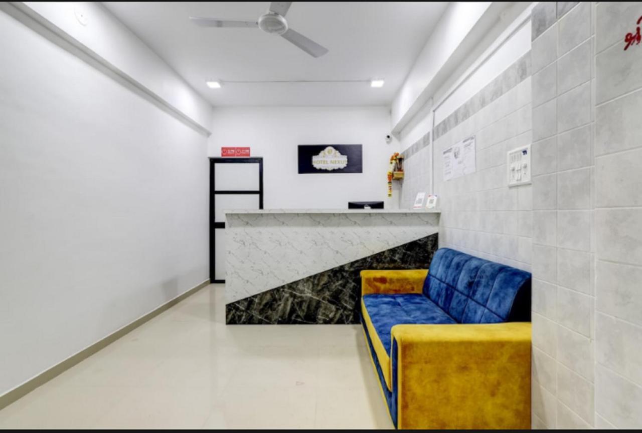 Hotel Nexus Surat Zewnętrze zdjęcie